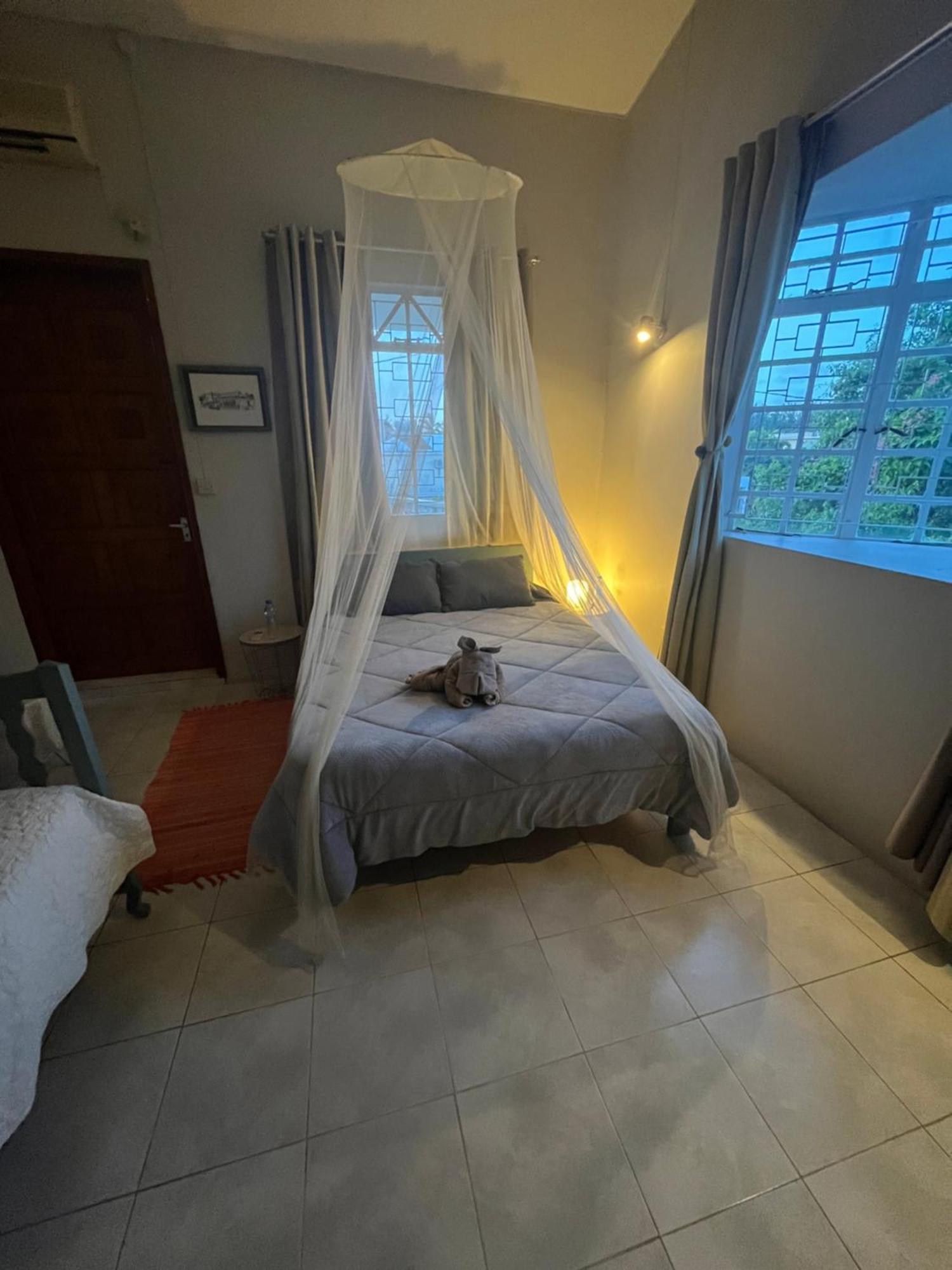 Maison Sandra Montchoisy Villa Esterno foto